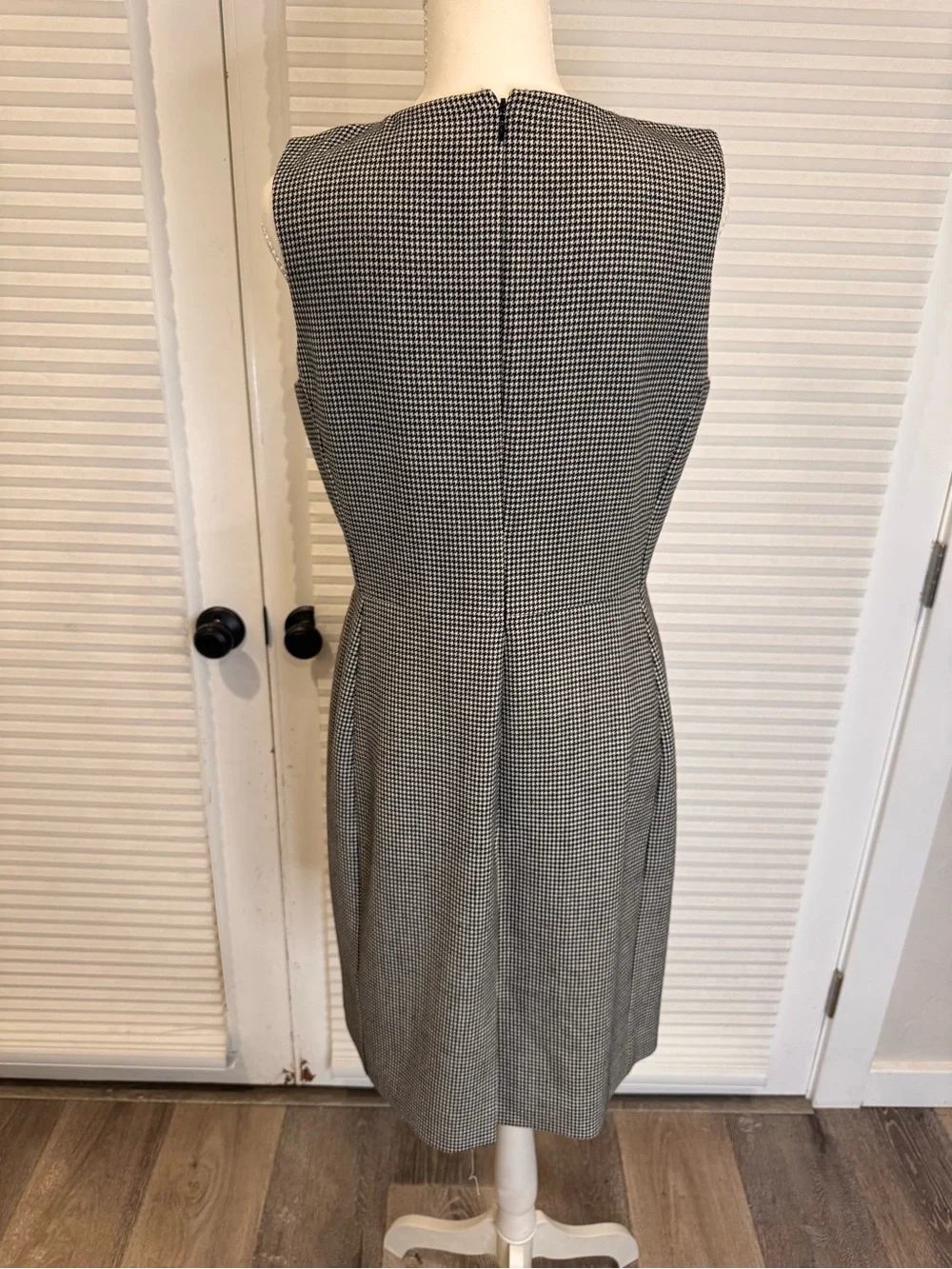J. Crew Black and White Houndstooth Sleeveless Sheath Dress 0987